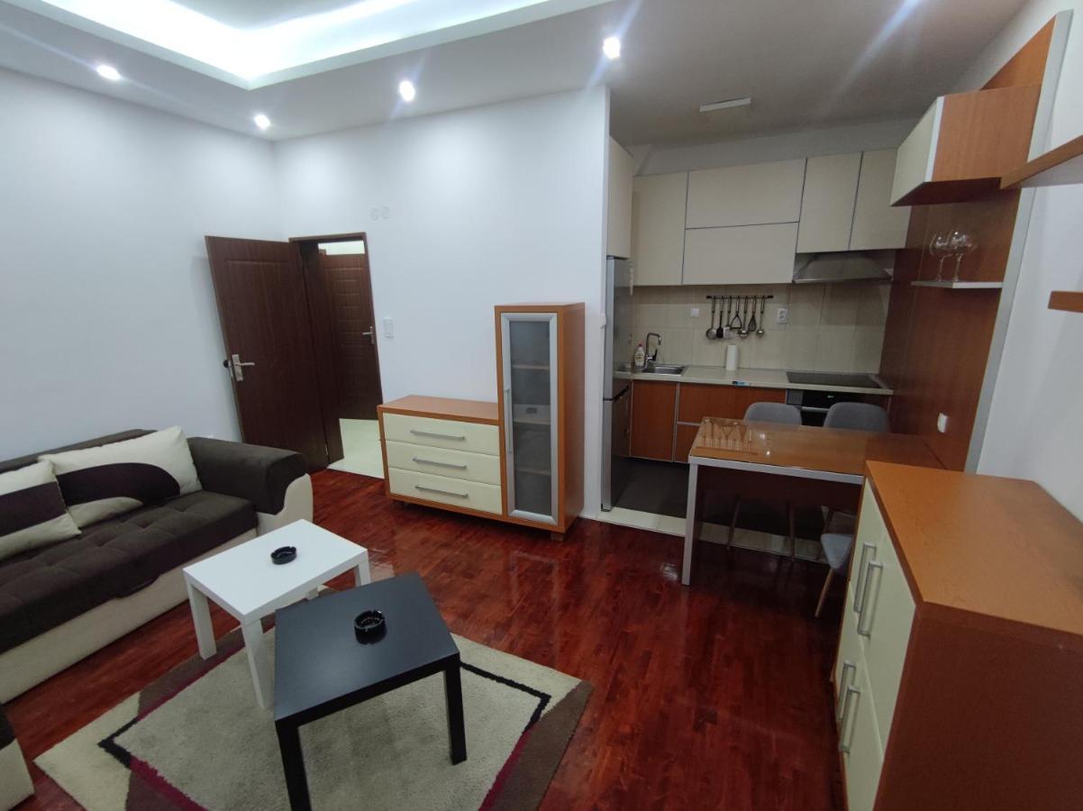 Nis Apartment Exteriér fotografie